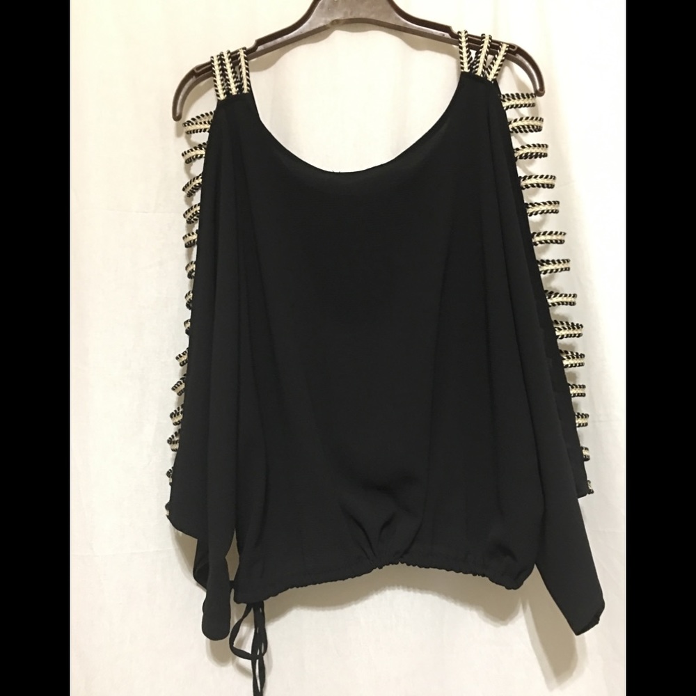 Black Top - Picture 2 of 4